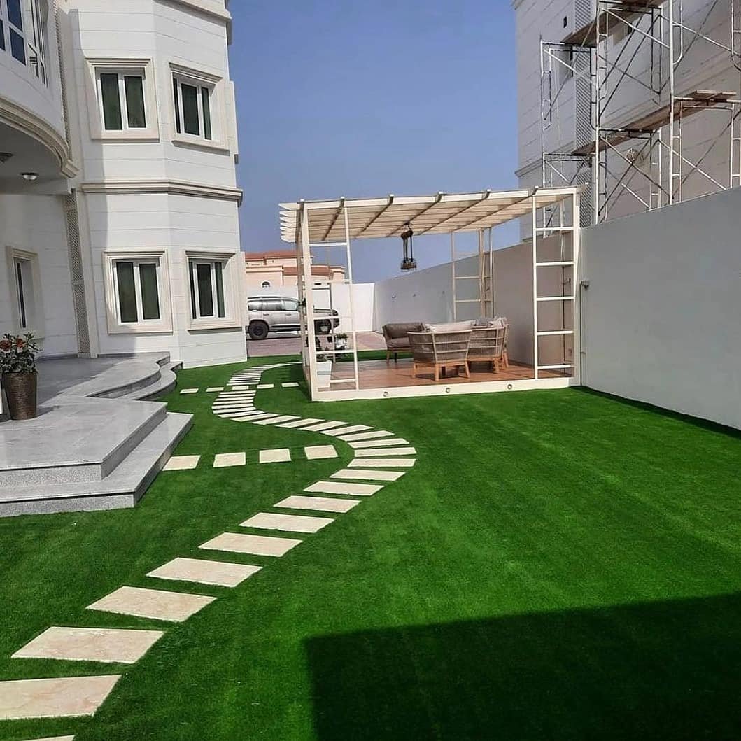 عشب صناعي للجدران